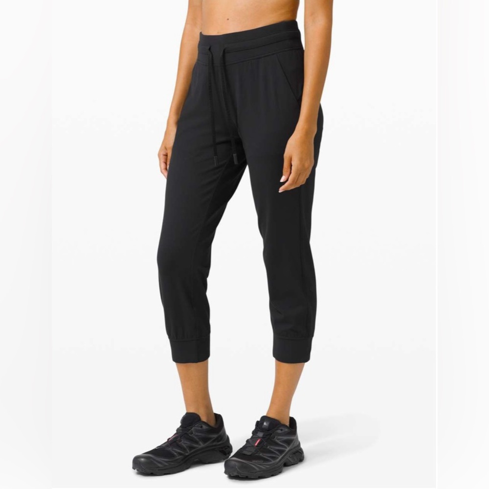Lululemon Ready to Rulu Jogger Crop Black